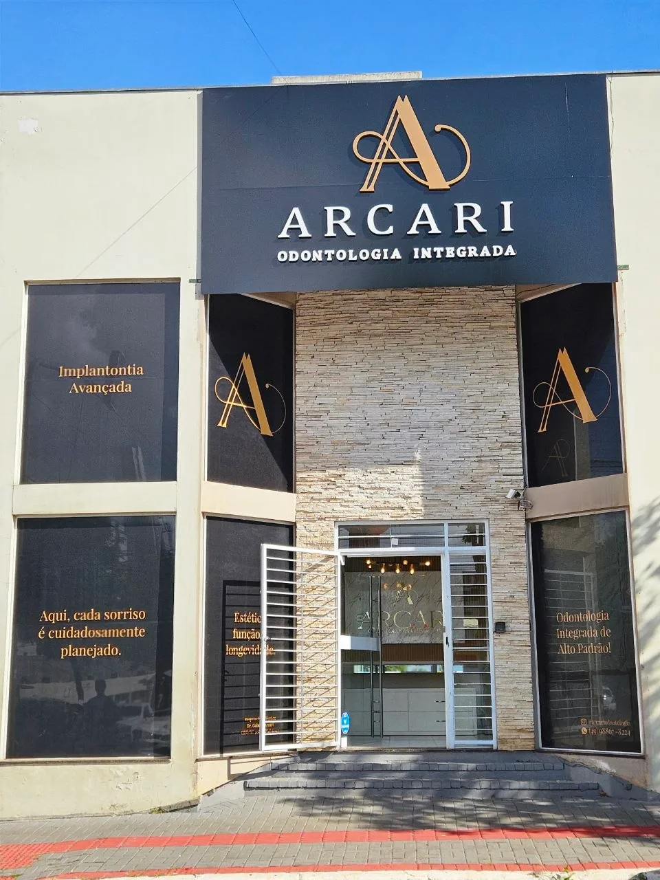 Fachada da Arcari Odontologia Integrada